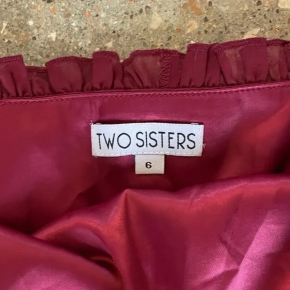Two Sisters The Label Halter Burgundy Chiffon Off the Shoulder Dress - Size 6 - Picture 9 of 10